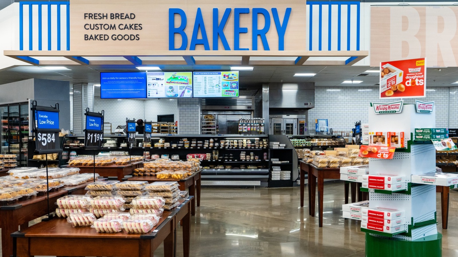One Of Walmart's Best Bakery Items This Summer Is A Classic Southern Dessert