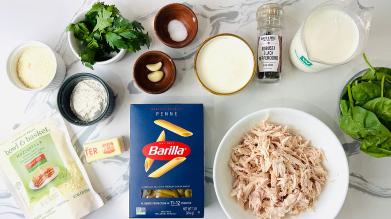 Ingredients for chicken Alfredo bake