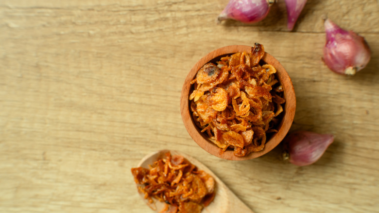 Fried shallots in bowl