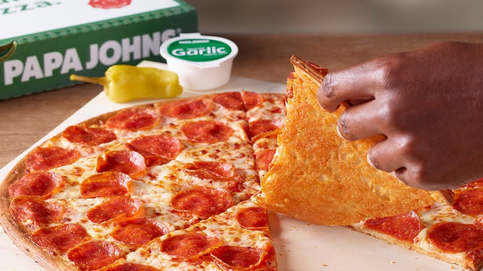 5 Tips For Ordering The Hands-Down Best Papa Johns Pepperoni Pizza