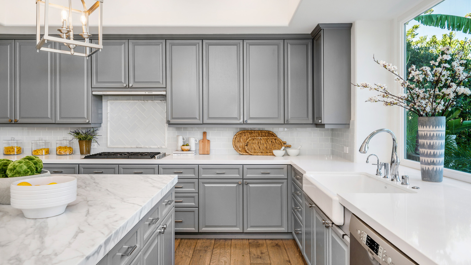 For A More Organized Kitchen, Follow The 2-Foot Rule