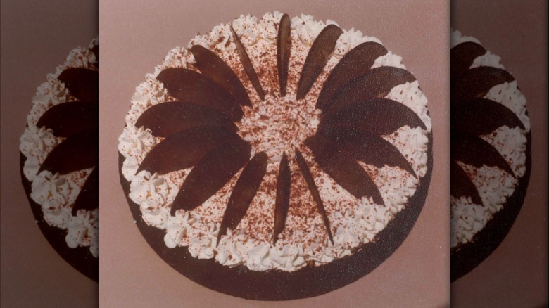 Chocolate mousse pie