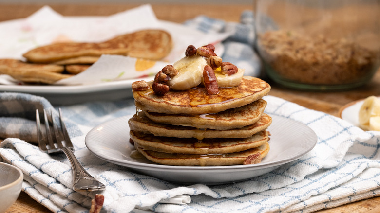 3-ingredient banana pancakes