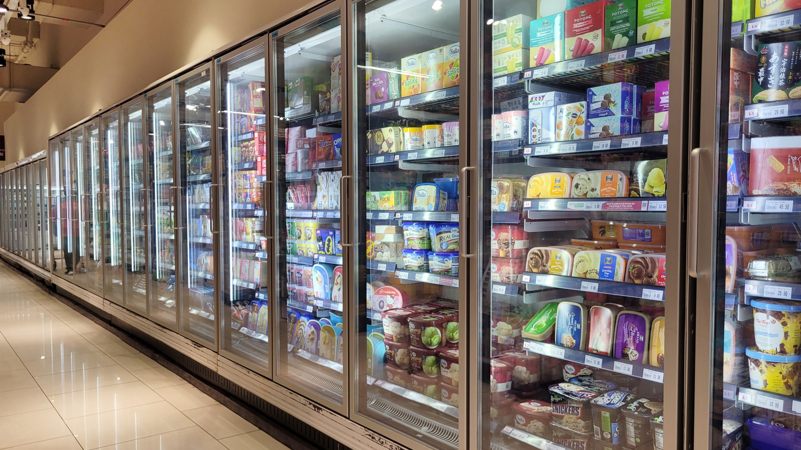 Our Least-Favorite Yasso Frozen Yogurt Pint Proves Cookie Dough Isn't Always A Winner - Tasting Table