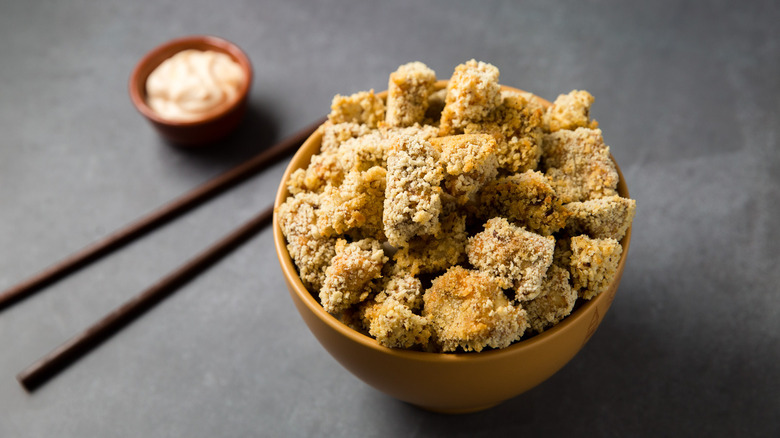 popcorn tofu served on table