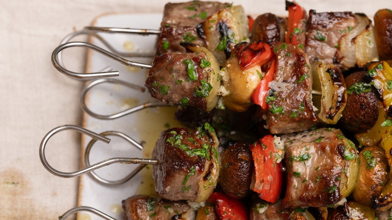steak kabobs with garlic butter