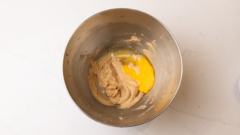 egg with creamed butter and sugar