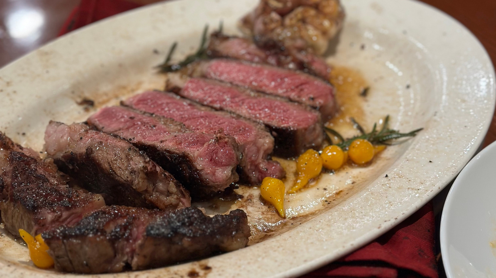 Outback Steakhouse Shines For Its Meat, But This Menu Category Is A Different Story - Tasting Table