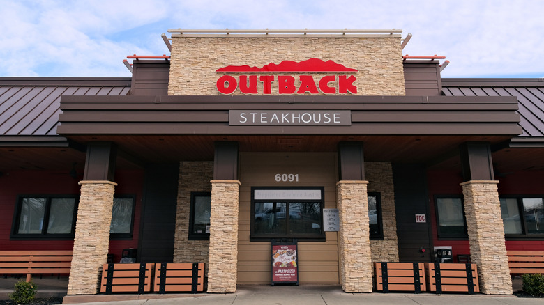 Exterior of an Outback Steakhouse restaurant