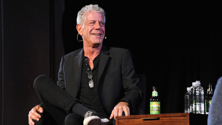 Anthony Bourdain speaks at event