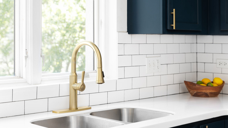 kitchen with white backsplash