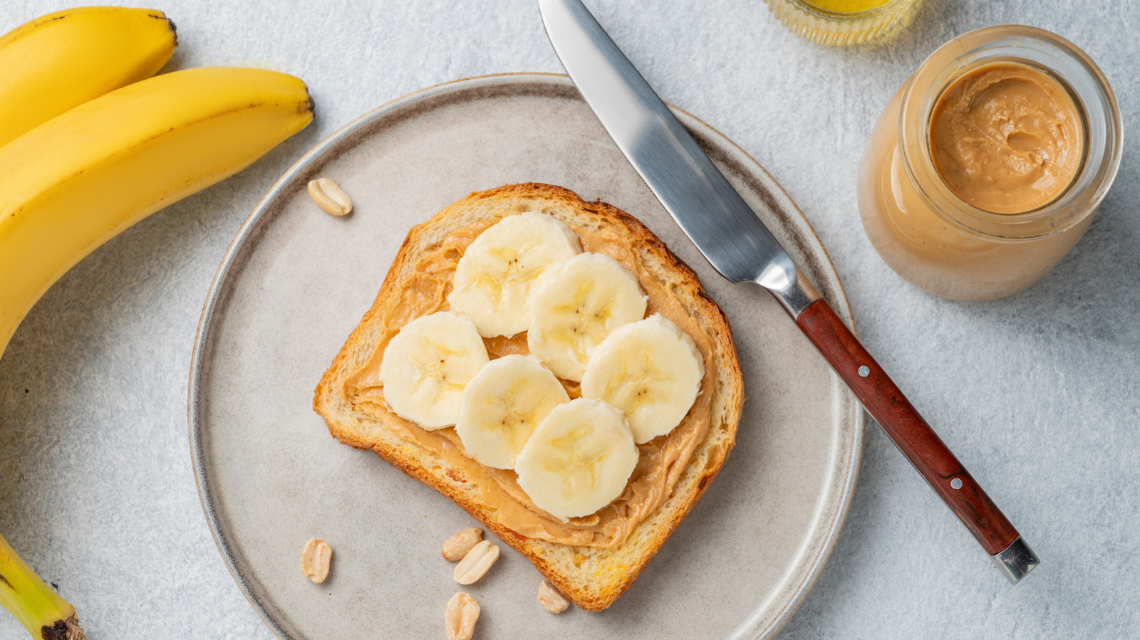 Pair Bananas With This Fragrant Spice For 10X The Flavor (And A New Favorite Sandwich Topping)