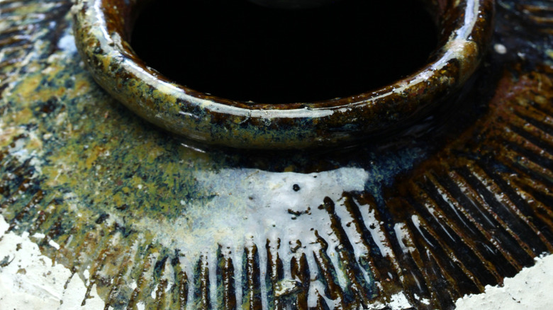 Ladle of Shaoxing wine