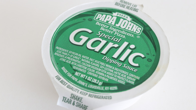 Papa John's garlic dipping sauce