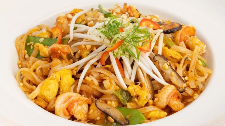 Thai stir-friend rice noodles from The Cheesecake Factory