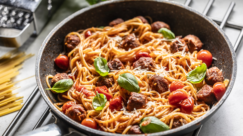 pan with spaghetti dish