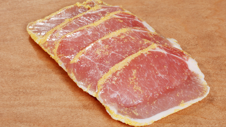 Peameal bacon sliced