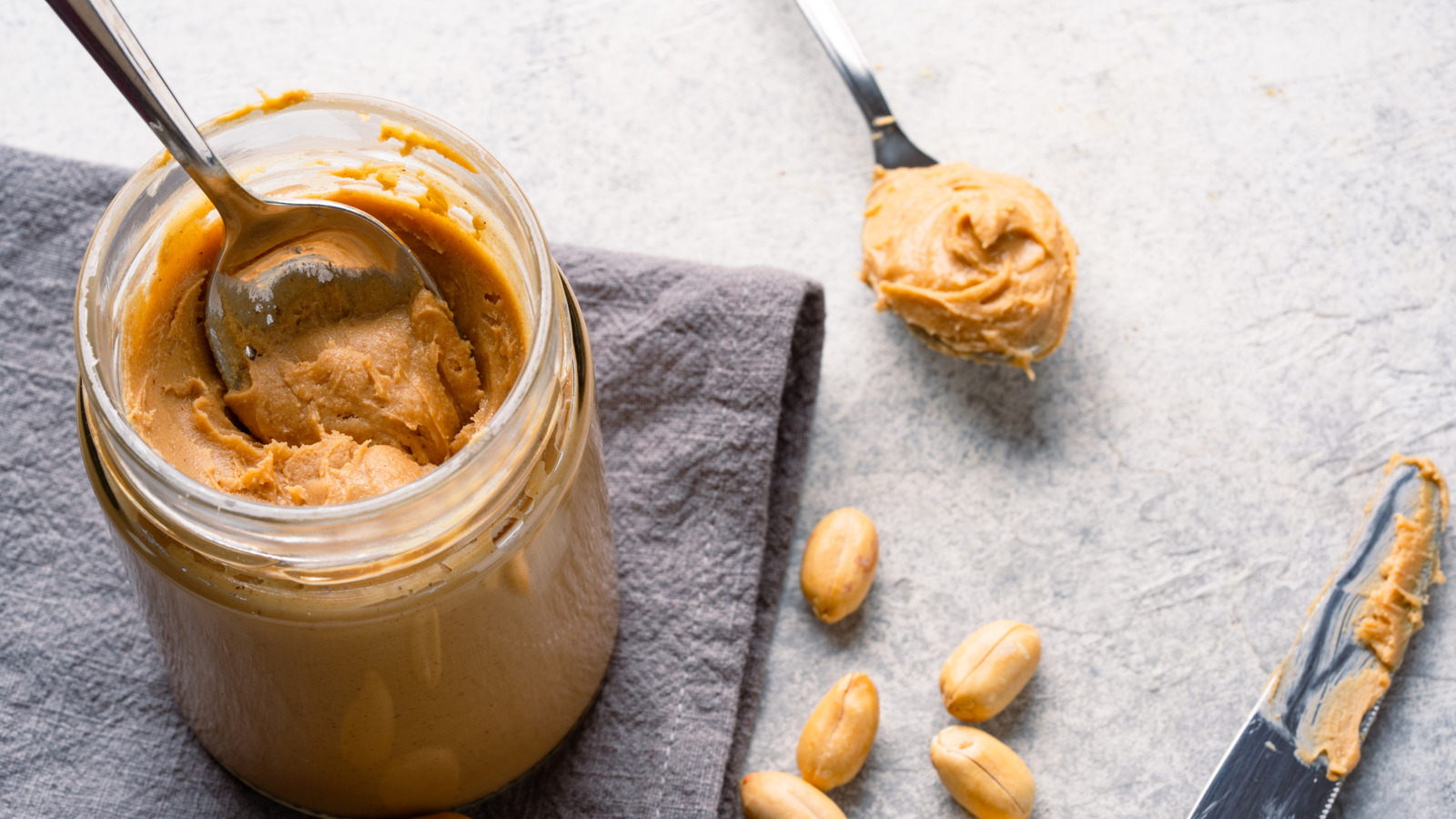 Crispy, Crunchy Peanut Butter Bark Is Only 3 Ingredients Away - Tasting Table