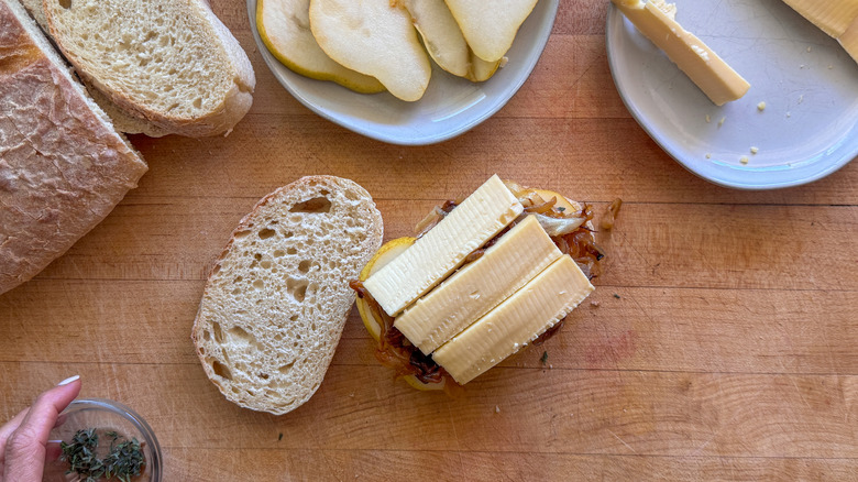 Open faced sandwich with gouda cheese slices