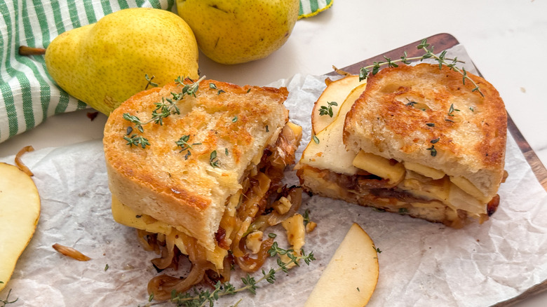 pear and gouda grilled cheese cut in half