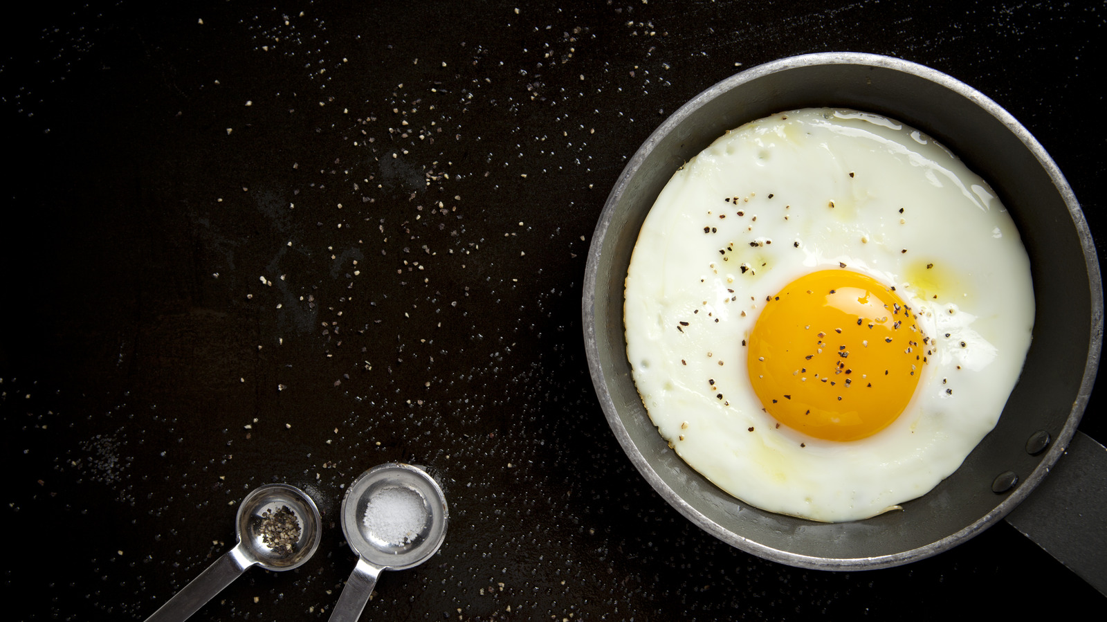 Pickle Brine Is The Leftover Ingredient That'll Elevate Fried Eggs