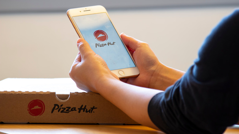 Pizza Hut smartphone app