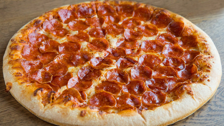 Pizza Hut pepperoni pizza