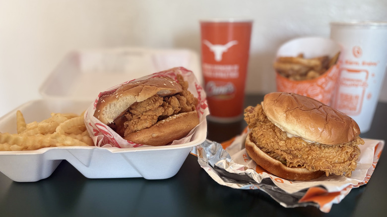 professional photo of chicken sandwich in box
