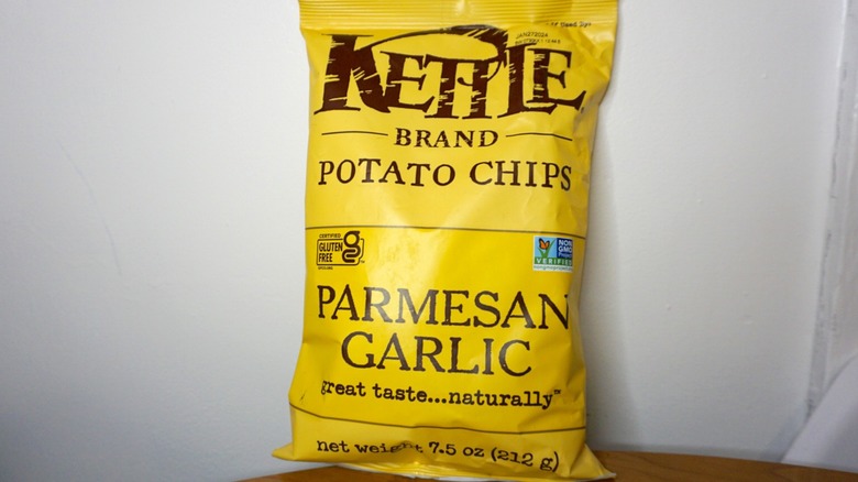 Kettle Brand Parmesan Garlic chips