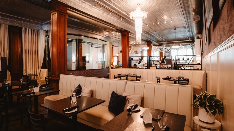 Dining room at Mezzaluna