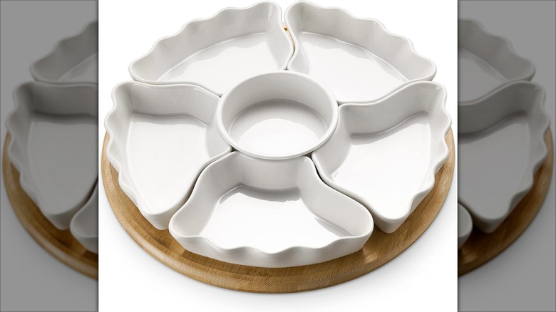 A Dowan rotatable serving tray and platters