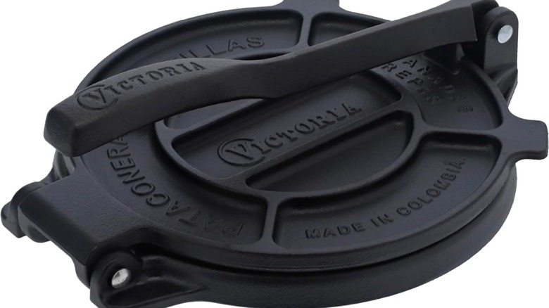 A Victoria cast iron tortilla press