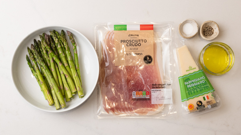 prosciutto-wrapped asparagus ingredients