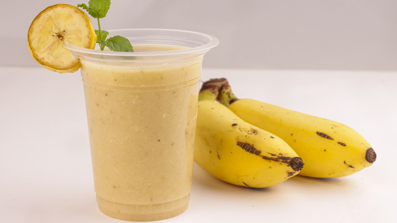 Banana smoothie with two bananas