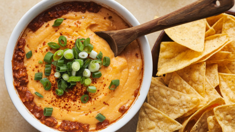 chili cheese dip