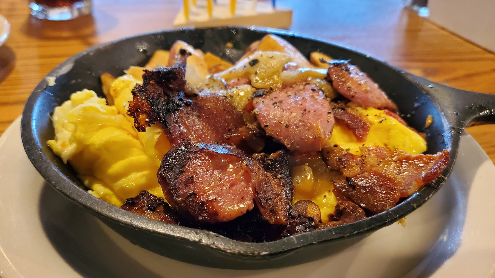 Review: Cracker Barrel's Campfire Breakfast Skillet Feels More Like Glamping (And That's Not A Bad Thing)