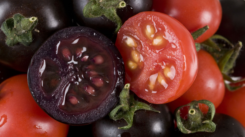 sliced purple and red tomatoes