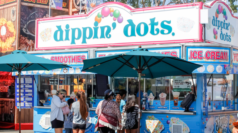 Dippin' Dots ice cream stand