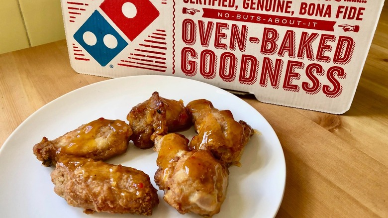 Domino's wings on plate