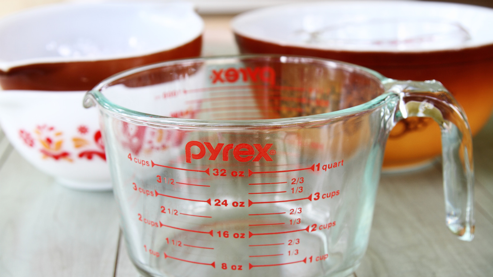 This Rare 1960s Pyrex Pattern Went From $6.95 To $200 (It Was Only Produced For One Year)