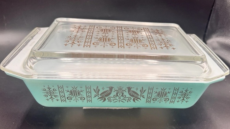 A Pyrex Turquoise Golden Birds Space-Saver Casserole
