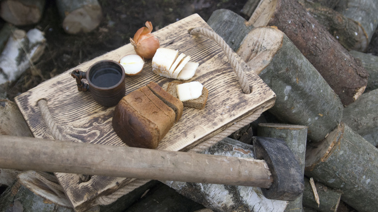 Lumberjack breakfast on wooden tray