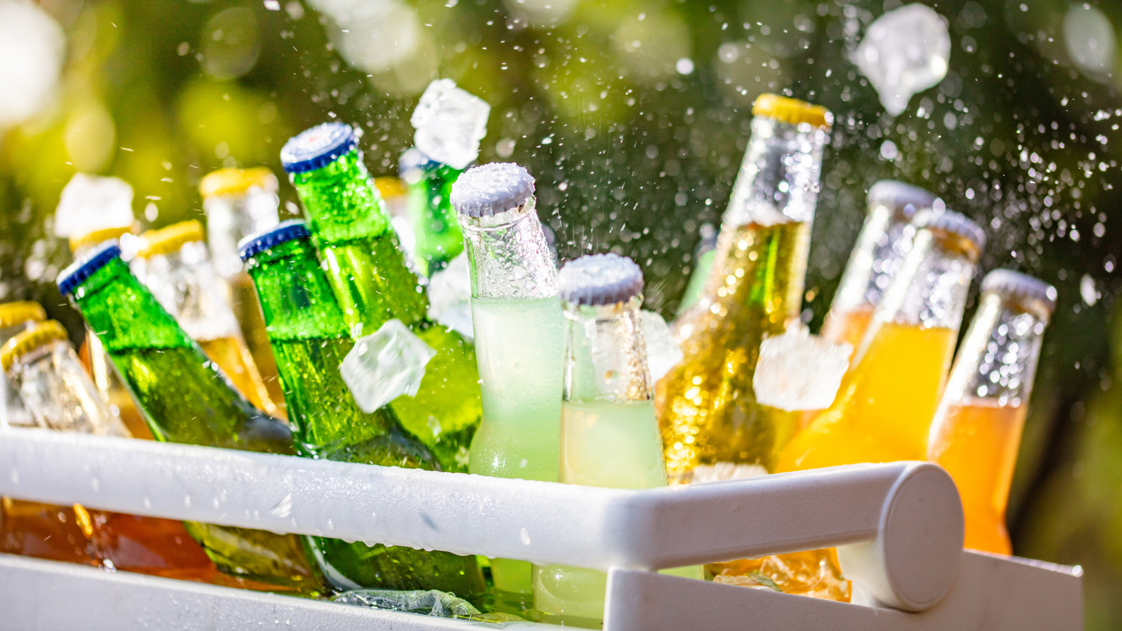 Repurpose Any Garden Pot Into A Backup Cooler At Your Next Cookout: Here's How