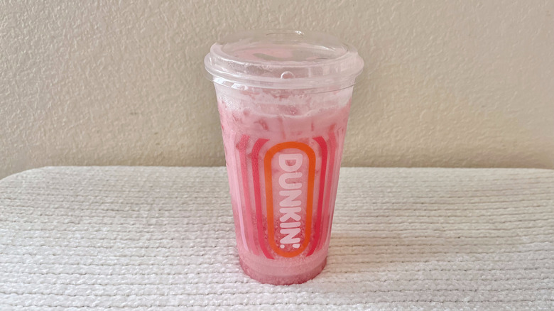 Double Strawberry Daydream Refresher on a table