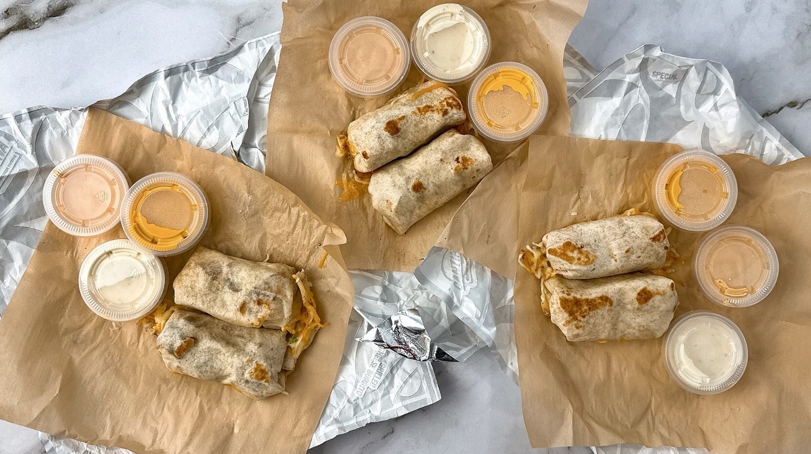 Review: Taco Bell Should Keep The Cheesy Dipping Burritos On The Menu For Good - Tasting Table