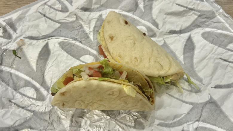 Steak Gordita Crunch Duos on a wrapper.
