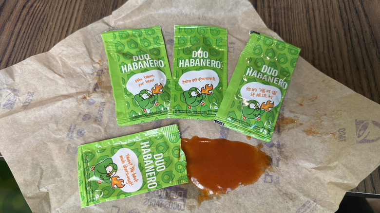 packets of Duo Habanero Sauce