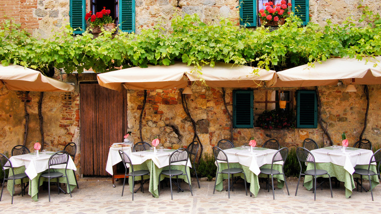 Charming restaurant in Tuscany Italy