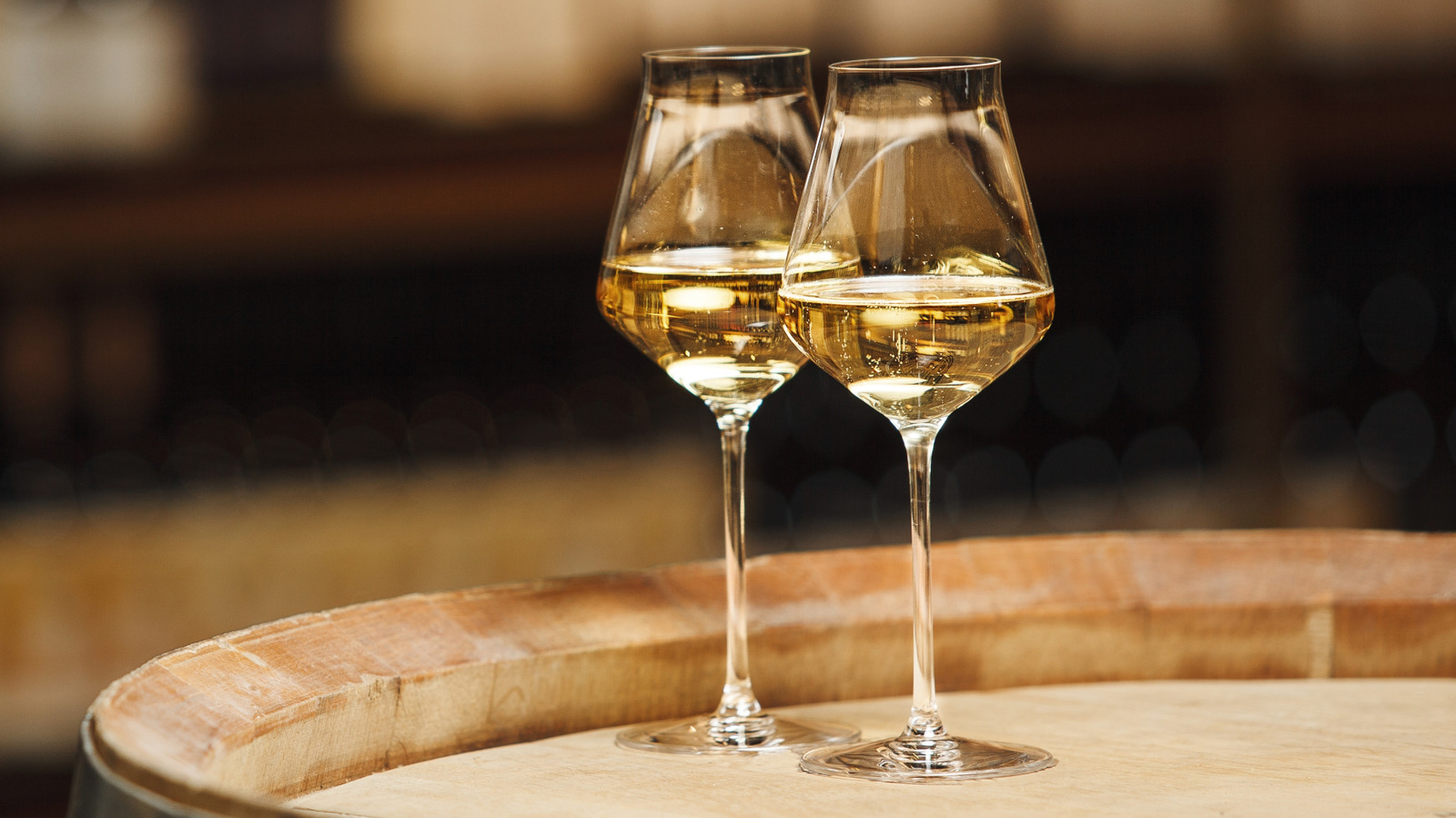 Riesling Vs Sauvignon Blanc: What's The Actual Difference?
