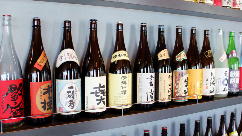 Difference Between Sake And Rice Wine - Tasting Table